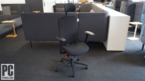 logitech vantum vs herman miller.